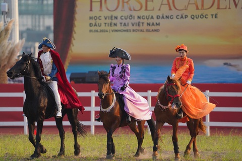 Ra mắt Học viện cưỡi ngựa tại Việt Nam- Ảnh 7. Sự kiện khai trương kỹ thuật Vinpearl Horse Academy. Ảnh: Đ.H