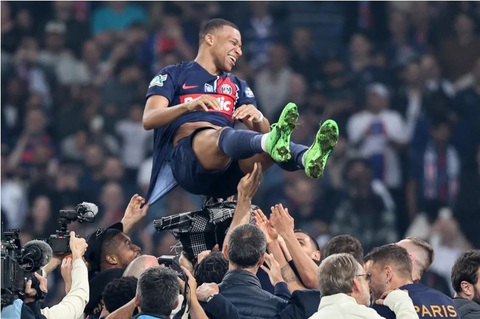 Real Madrid sẽ sớm công bố hợp đồng với Mbappe sau chức vô địch Champions League?- Ảnh 1. Mbappe sẽ được công bố là cầu thủ của Real Madrid vào tuần tới - Ảnh: Getty