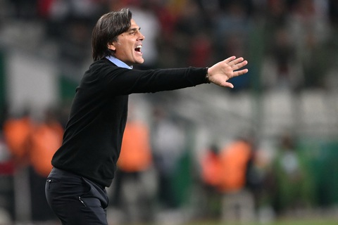 Euro trong tay người Ý- Ảnh 1. HLV Montella dẫn dắt tuyển Thổ Nhĩ Kỳ - Ảnh: REUTERS