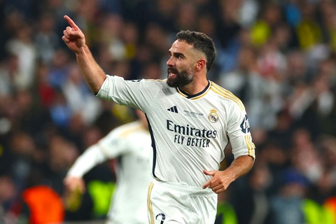Real Madrid xuất sắc với màn biểu diễn thăng bằng trên dây ở Champions League- Ảnh 3. Dani Carvajal ghi bàn thắng mở tỉ số cho Real Madrid - Ảnh: UEFA