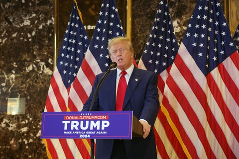 Quyền lợi của ông Trump ra sao sau khi bị kết tội?- Ảnh 1. Cựu tổng thống Mỹ Donald Trump phát biểu tại buổi họp báo sau khi bồi thẩm đoàn tòa án New York kết tội ông - Ảnh: AFP