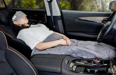 Hiếm ai Một hãng xe Trung Quốc đã đưa ra tuyên bố táo bạo về sức khỏe con người - Ảnh: Skyworth Auto