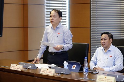 Chính phủ chuẩn bị gì để luật về bất động sản có hiệu lực sớm?- Ảnh 1. Chủ nhiệm Ủy ban Pháp luật của Quốc hội Hoàng Thanh Tùng - Ảnh: GIA HÂN