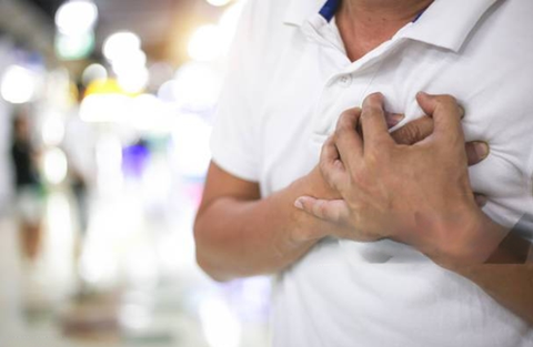 Nắng nóng: Người tăng huyết áp, mỡ máu cao cần biết những điều này để tránh đột quỵ- Ảnh 1. Người tăng huyết áp, mỡ máu cao cần biết cách tránh đột quỵ mùa nắng nóng - Ảnh minh họa/Nguồn: Getty