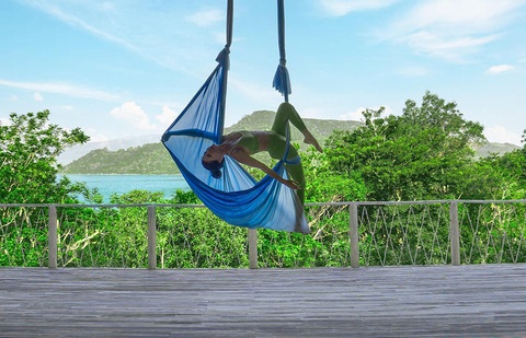 Đi đâu khi hè về?- Ảnh 4. Khởi động ngày mới bằng một lớp học yoga là cách tái tạo năng lượng tuyệt vời