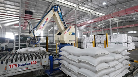 Gần 400 tỉ đồng mở rộng nhà máy thức ăn chăn nuôi Japfa- Ảnh 3. Gần 400 tỉ đồng mở rộng nhà máy thức ăn chăn nuôi Japfa- Ảnh 3.