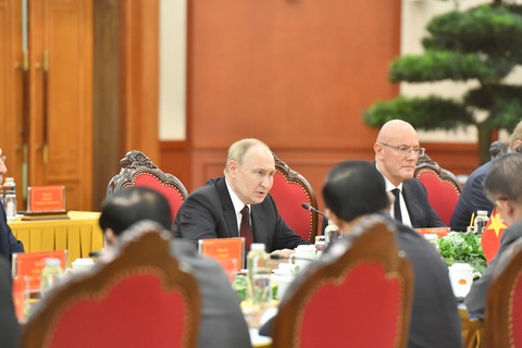 Tổng thống Liên bang Nga Vladimir Putin tại buổi hội đàm - Ảnh: DUY LINH Tổng thống Liên bang Nga Vladimir Putin tại buổi hội đàm - Ảnh: DUY LINH