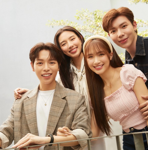 Đức Phúc, Thùy Tiên, Hòa Minh và Erik trong MV mới - Ảnh: NVCC Đức Phúc, Thùy Tiên, Hòa Minzy và Erik trong MV mới - Ảnh: NVCC