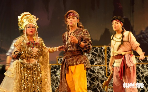 Vở Cuộc phiêu lưu của thuyền trưởng Sinbad: Huyền thoại mắt thần của Nhà hát kịch Idecaf - Ảnh: LINH ĐOAN Vở Cuộc phiêu lưu của thuyền trưởng Sinbad: Huyền thoại mắt thần của Nhà hát kịch Idecaf - Ảnh: LINH ĐOAN