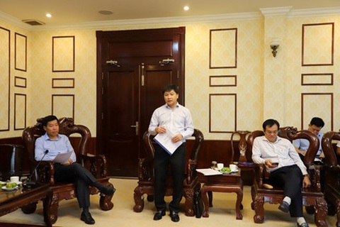 Bình Phước: tháo gỡ khó khăn, vướng mắc các công trình điện trên địa bàn- Ảnh 3. Đại diện Sở Công thương tỉnh Bình Phước, ông Nguyễn Thanh Tùng - Phó giám đốc sở, đã tham gia ý kiến trong buổi làm việc - Ảnh: EVNSPC cung cấp.