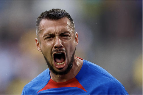 Patrik Lê Giang: Slovakia vẫn có cơ hội đi tiếp- Ảnh 2. Ivan Schranz ăn mừng bàn thắng cho Slovakia - Ảnh: UEFA