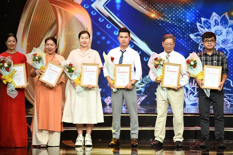 TP.HCM trao giải báo chí lần 42, báo Tuổi Trẻ đoạt 10 giải- Ảnh 12. Báo Tuổi Trẻ đoạt giải khuyến khích với thể loại phỏng vấn, tường thuật, ghi nhanh với tuyến bài