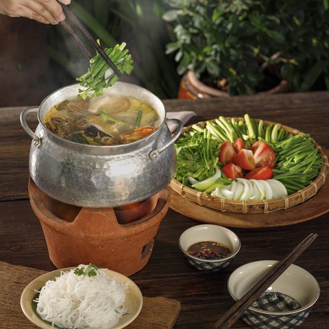 Mặn Mòi là cái tên mới Mặn Mòi là cái tên mới trong danh sách Bib Gourmand năm nay - Ảnh: FBNH