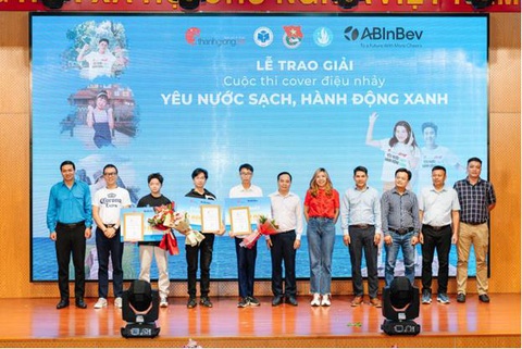 AB InBev trao giải cuộc thi cover điệu nhảy ‘Yêu nước sạch, hành động xanh’- Ảnh 1. AB InBev trao giải cuộc thi cover điệu nhảy ‘Yêu nước sạch, hành động xanh’- Ảnh 1.