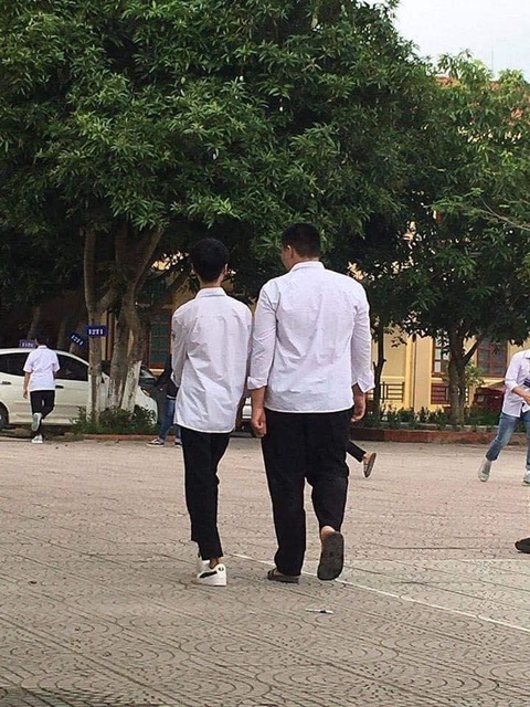 Ảnh vui 22-6: Hàng thực tế và hàng quảng cáo- Ảnh 4. Trung bình một đôi bạn thân kiểu...