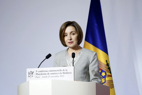 EU thúc đẩy tiếp nhận Moldova và Ukraine, Nga lên tiếng- Ảnh 1. Tổng thống Moldova Maia Sandu - Ảnh: REUTERS