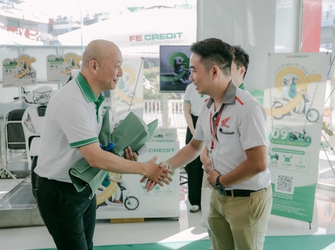 FE Credit nỗ lực bứt phá trên đường đua thị phần cho vay tiêu dùng- Ảnh 1. FE Credit nỗ lực bứt phá trên đường đua thị phần cho vay tiêu dùng- Ảnh 1.