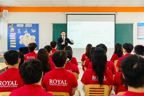 19h tối nay 22-6: Royal School lên sóng Khám phá trường học- Ảnh 3. Một lớp học tại Royal School