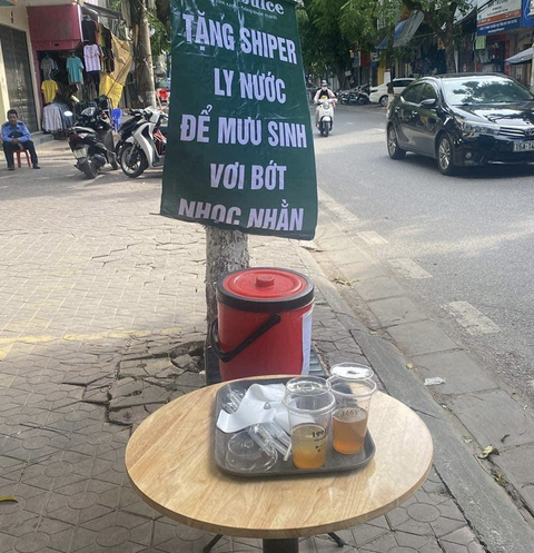 Ảnh vui 23-6: 'Đây là tôi mỗi khi bị điện thoại rớt vào mặt'- Ảnh 2. Điều tốt đẹp quanh ta.