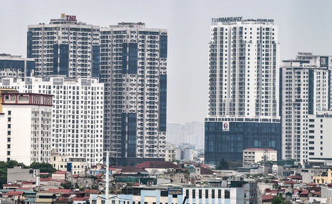 Giá nhà chung cư tại Hà Nội tăng trung bình 31% trong sáu tháng đầu năm 2024 - Ảnh: NAM TRẦN Giá nhà chung cư tại Hà Nội tăng trung bình 31% trong sáu tháng đầu năm 2024 - Ảnh: NAM TRẦN