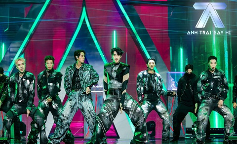 Song Luân quẩy cực sung, đưa 'No far no star' lên top 1- Ảnh 10. Nanon và team Isaac đã cống hiến những màn trình diễn đầy ấn tượng và rực lửa trên sân khấu Anh trai