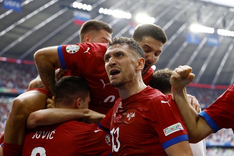 Máy tính soi tỉ số Euro 2024: Đan Mạch thắng Serbia- Ảnh 2. Serbia khó thắng Đan Mạch ở lượt cuối bảng C Euro 2024 - Ảnh: REUTERS