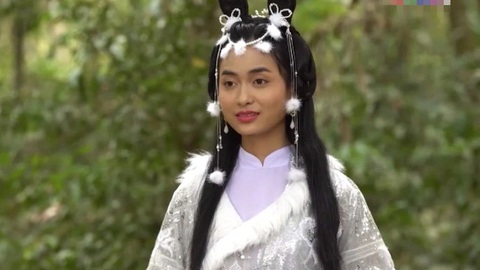 'Á khẩu' với tạo hình thần tiên tỷ tỷ trong phim cổ trang Việt- Ảnh 2. Trở về hình dạng thần tiên lại làm khán giả muốn khóc thét.
