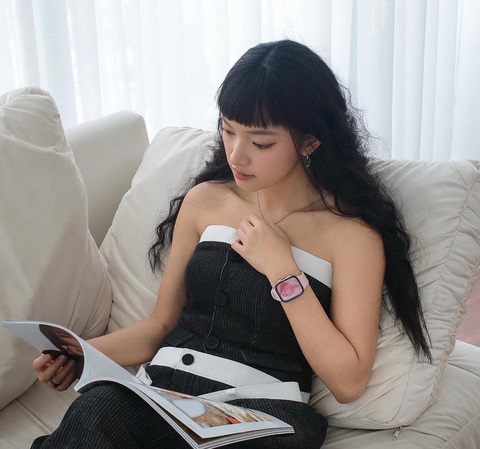 Fashionista Châu Bùi trình báo công an vụ việc cô bị quay lén - Ảnh: Facebook nhân vật Fashionista Châu Bùi trình báo công an vụ việc cô bị quay lén - Ảnh: Facebook nhân vật