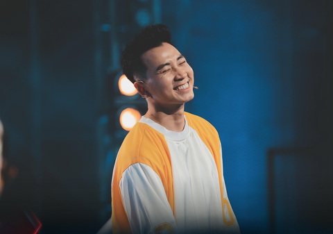 Karik trong Rap Việt, chương trình đưa tên tuổi anh đến với rộng rãi công chúng - Ảnh: BTC Karik trong Rap Việt, chương trình đưa tên tuổi anh đến với rộng rãi công chúng - Ảnh: BTC