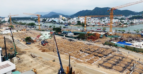 Cưỡng chế thu hồi đất tại Cồn Tân Lập Nha Trang- Ảnh 1. Khu vực xóm Cồn bên sông Cái Nha Trang đã bị