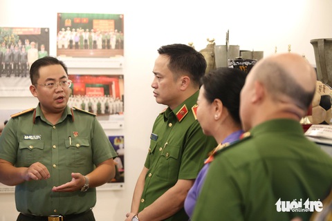 Chuyên án ma túy 'tiếp viên hàng không': Công an TP.HCM đã khởi tố gần 1.000 bị can- Ảnh 2. Dịp này, Công an TP.HCM cũng khánh thành không gian triển lãm