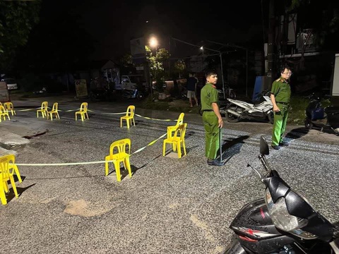 Người đàn ông chém bố tử vong, anh trai nguy kịch- Ảnh 1. Hiện trường vụ việc - Ảnh: Người dân cung cấp