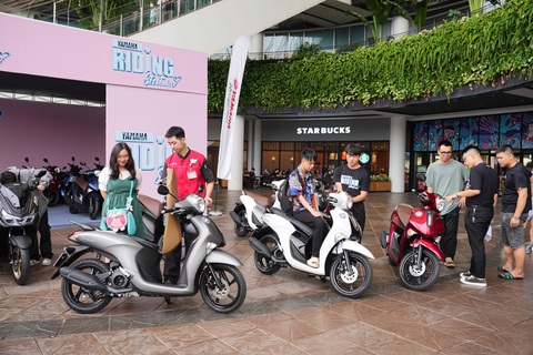 Cách thử xe máy 'đúng chuẩn' trước khi mua- Ảnh 4. Khách hàng có nhiều cơ hội tốt để có thể trải nghiệm xe một cách kỹ lưỡng
