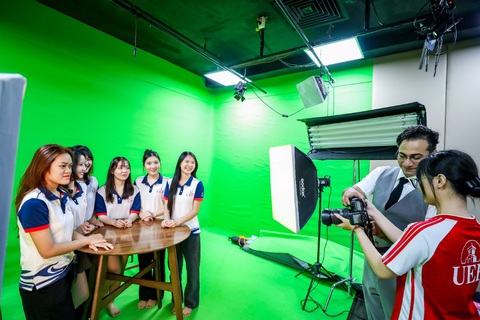 Gen Z trải nghiệm môi trường đại học ngay sau thi THPT- Ảnh 1. Không gian học tập hiện đại gợi mở nhiều cảm hứng sáng tạo