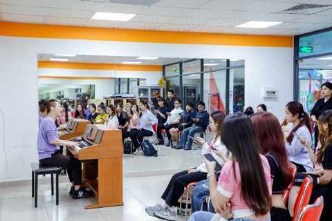 Gen Z trải nghiệm môi trường đại học ngay sau thi THPT- Ảnh 4. Không gian trải nghiệm giúp sinh viên rèn luyện toàn diện