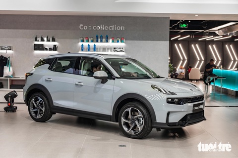 Lynk & Co 06 ra mắt Việt Nam: Giá 729 triệu đồng, nhiều trang bị duy nhất phân khúc- Ảnh 1. Lynk & Co 06 ra mắt Việt Nam: Giá 729 triệu đồng, nhiều trang bị duy nhất phân khúc- Ảnh 1.