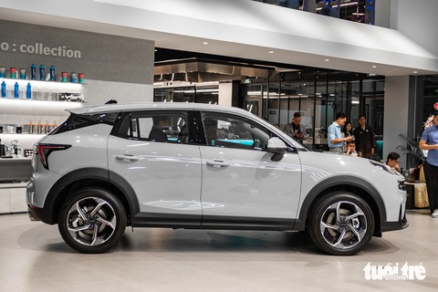Lynk & Co 06 ra mắt Việt Nam: Giá 729 triệu đồng, nhiều trang bị duy nhất phân khúc- Ảnh 12. Hệ thống treo độc lập và phanh hiệu suất cao cũng là những trang bị hiện đại nhất phân khúc. Theo công bố của nhà sản xuất, quãng đường phanh của Lynk & Co 06 ngắn nhất phân khúc.