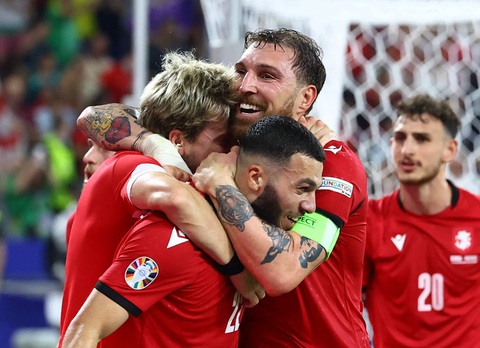 Những 'ngựa ô' ở Euro 2024- Ảnh 2. Georgia lần đầu tham dự Euro và giành vé vào vòng 1/16 - Ảnh: REUTERS