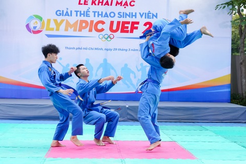 Học bổng 100% dành cho 2k6 khi xét tuyển vào UEF- Ảnh 4. Học bổng 100% dành cho 2k6 khi xét tuyển vào UEF- Ảnh 4.
