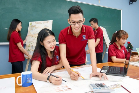Xét tuyển đại học bằng học bạ: đăng ký ngay hay chờ điểm thi THPT?- Ảnh 1. Xét tuyển đại học bằng học bạ: đăng ký ngay hay chờ điểm thi THPT?- Ảnh 1.