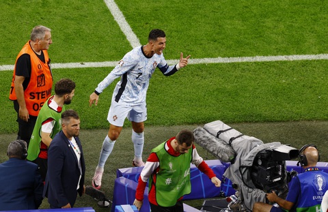 Ngày 'tồi tệ Ronaldo như