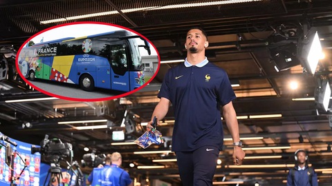 Saliba bị tuyển Pháp bỏ lại SVĐ vì lý do hài hước ở Euro 2024- Ảnh 1. William Saliba bị tuyển Pháp bỏ lại sân vận động vì chậm cung cấp mẫu thử doping ở Euro 2024