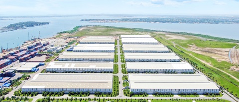 Cảng Chu Lai phát huy vai trò mũi nhọn logistics tại miền Trung- Ảnh 5. Hệ thống kho bãi tại cảng Chu Lai có tổng diện tích hơn 300.000m2