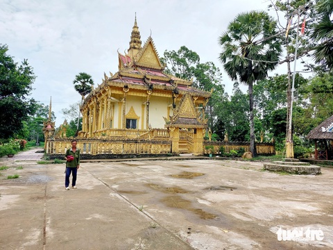 Phần đời lưu lạc kỳ lạ của cậu bé Trung Quốc tên Duy- Ảnh 4. Ngôi chùa Cái Đuốc Lớn ở xã Ngọc Chúc (huyện Giồng Riềng, Kiên Giang) - nơi sư Thanh đã cưu mang Zheng Huanyi khi bị bỏ rơi - Ảnh: CHÍ CÔNG