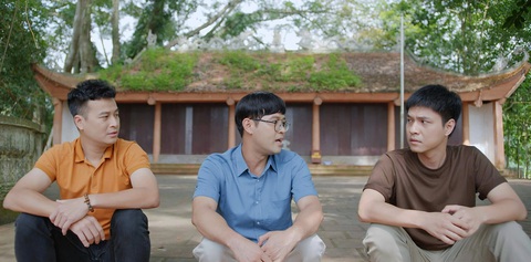 Thái Sơn (giữa), Tô Dũng (phải) và Anh Đức (trái) trong phim Vui lên nào! Anh em ơi - Ảnh: VFC Từ trái sang: Tô Dũng, Thái Sơn và Anh Đức trong phim Vui lên nào! Anh em ơi - Ảnh: VFC