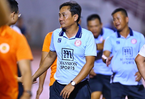 CLB TP.HCM là 'vua sân nhà' V-League 2023-2024- Ảnh 1. HLV Phùng Thanh Phương