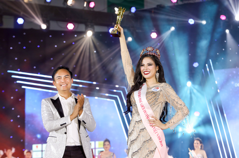 Phạm Nết đăng quang Hoa hậu Thế giới doanh nhân Việt Nam 2024- Ảnh 4. Phạm Nết đăng quang ngôi vị cao nhất của cuộc thi năm nay.