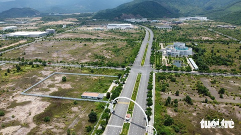 Chọn vị trí làm khu thương mại tự do Đà Nẵng, có đề xuất lấn biển- Ảnh 2. Khu thương mại tự do sẽ kết nối các khu công nghiệp, Khu công nghệ cao Đà Nẵng. Trong đó, khu công nghệ cao hiện trạng được định hướng mở rộng