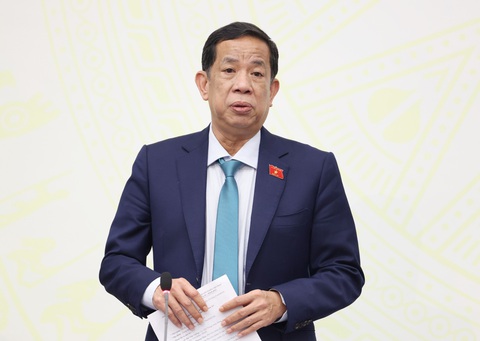 Vì sao lương cơ sở tăng 30%, lương hưu chỉ tăng 15%?- Ảnh 1. Phó chủ nhiệm Ủy ban Xã hội Đặng Thuần Phong - Ảnh: GIA HÂN