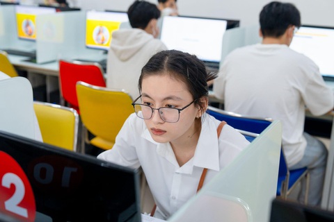Thí sinh cần làm gì sau khi hoàn thành kỳ thi tốt nghiệp THPT 2024?- Ảnh 2. Thí sinh cần làm gì sau khi hoàn thành kỳ thi tốt nghiệp THPT 2024?- Ảnh 2.